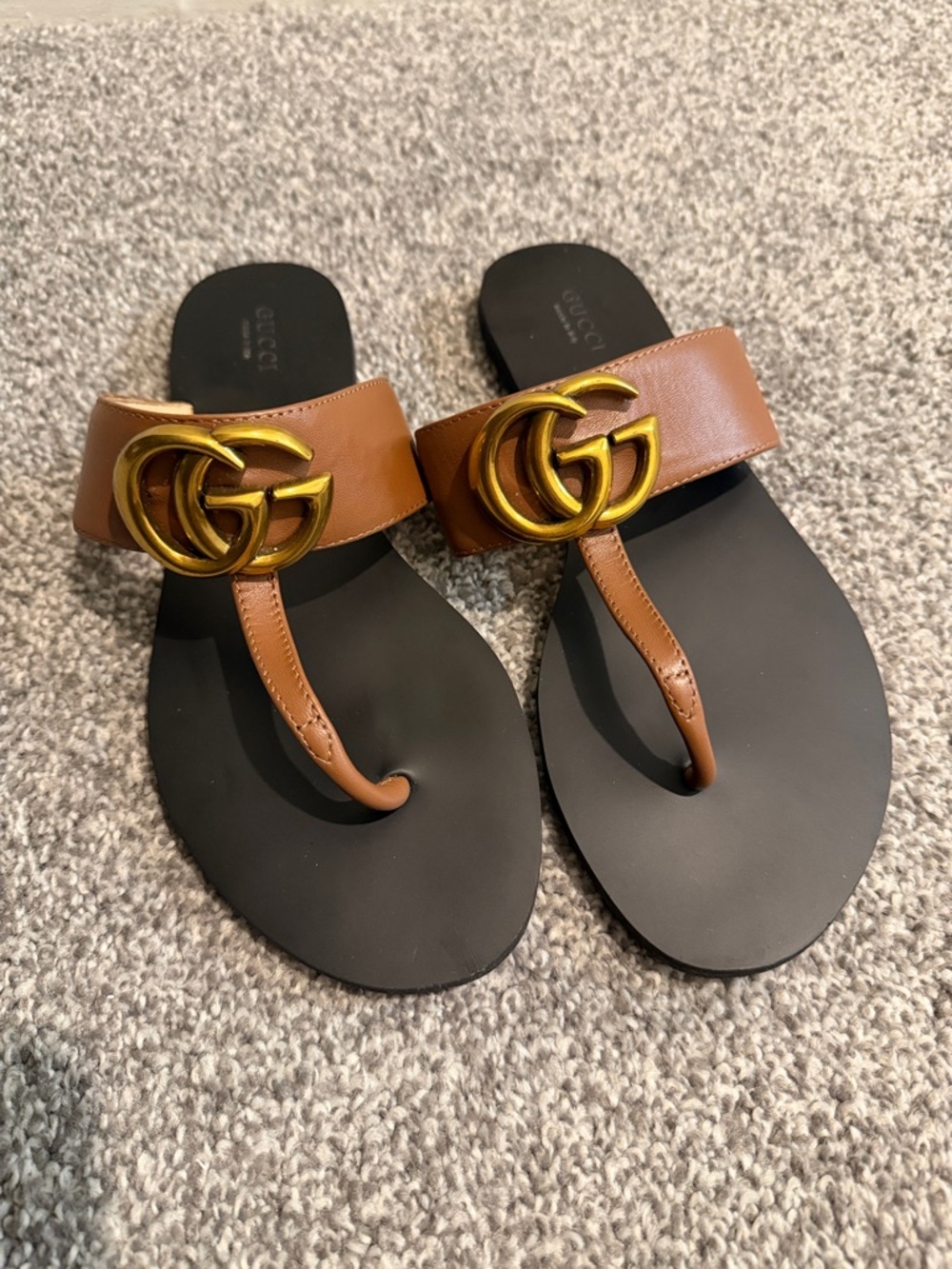 Gucci Double G Sandals